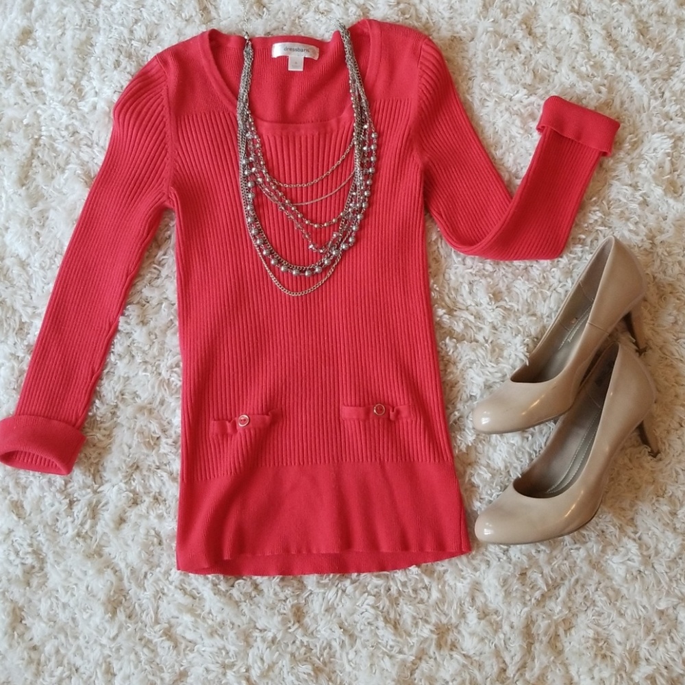 Fitted coral sweater